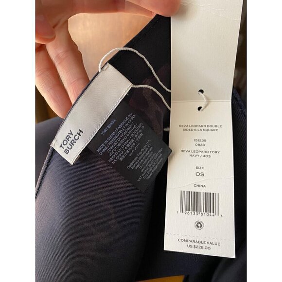 Tory Burch Reva Leopard Double Sided Silk Square Scarf Tory Navy Blue Reversible - Picture 9 of 11